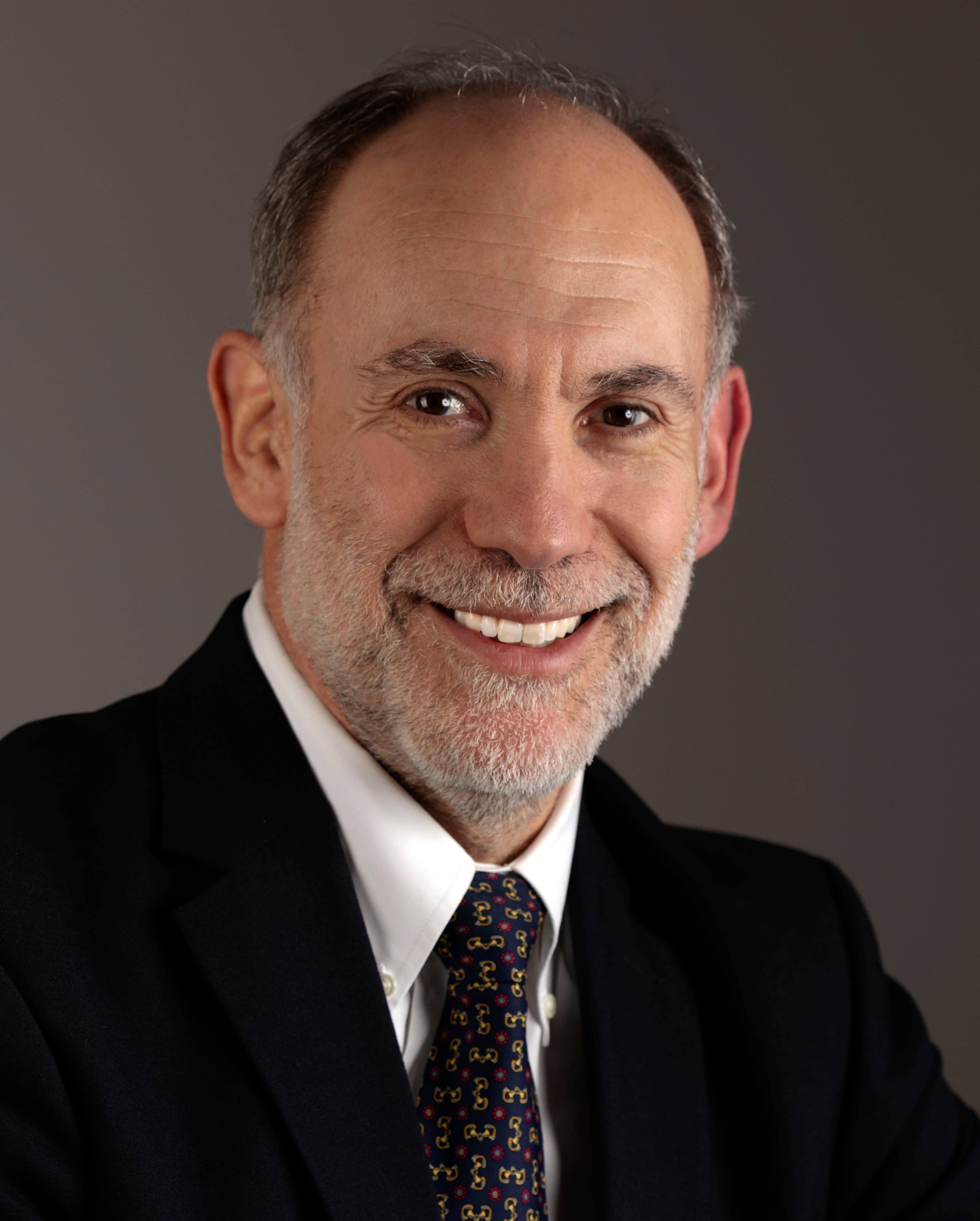 Dr. Marco Arrese Jiménez